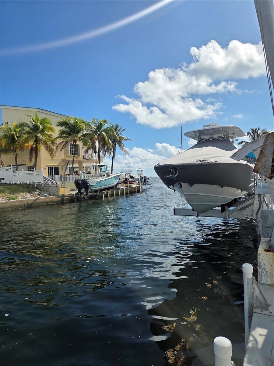 BLUE WATERS TR VILLAGE SE - Residential