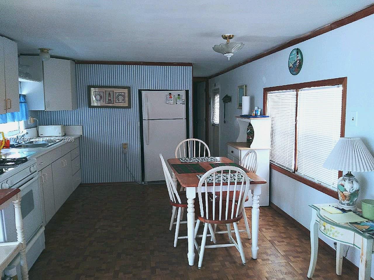 BLUE WATERS TR VILLAGE SE - Residential