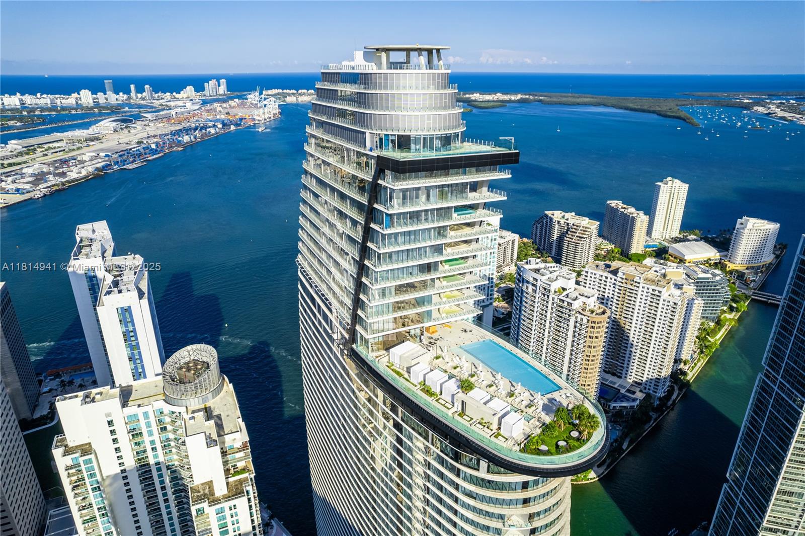 Property for Sale at 300 Biscayne Blvd Way 4007, Miami, Broward County, Florida - Bedrooms: 3 
Bathrooms: 3  - $3,149,000