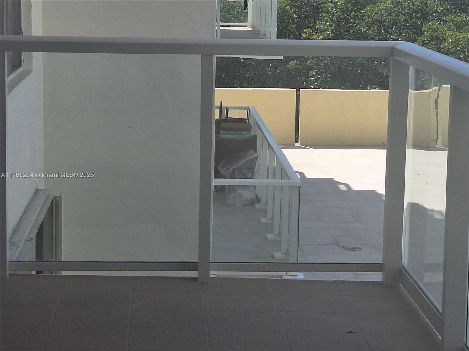 WINSTON TOWER 300 CONDO - Residential