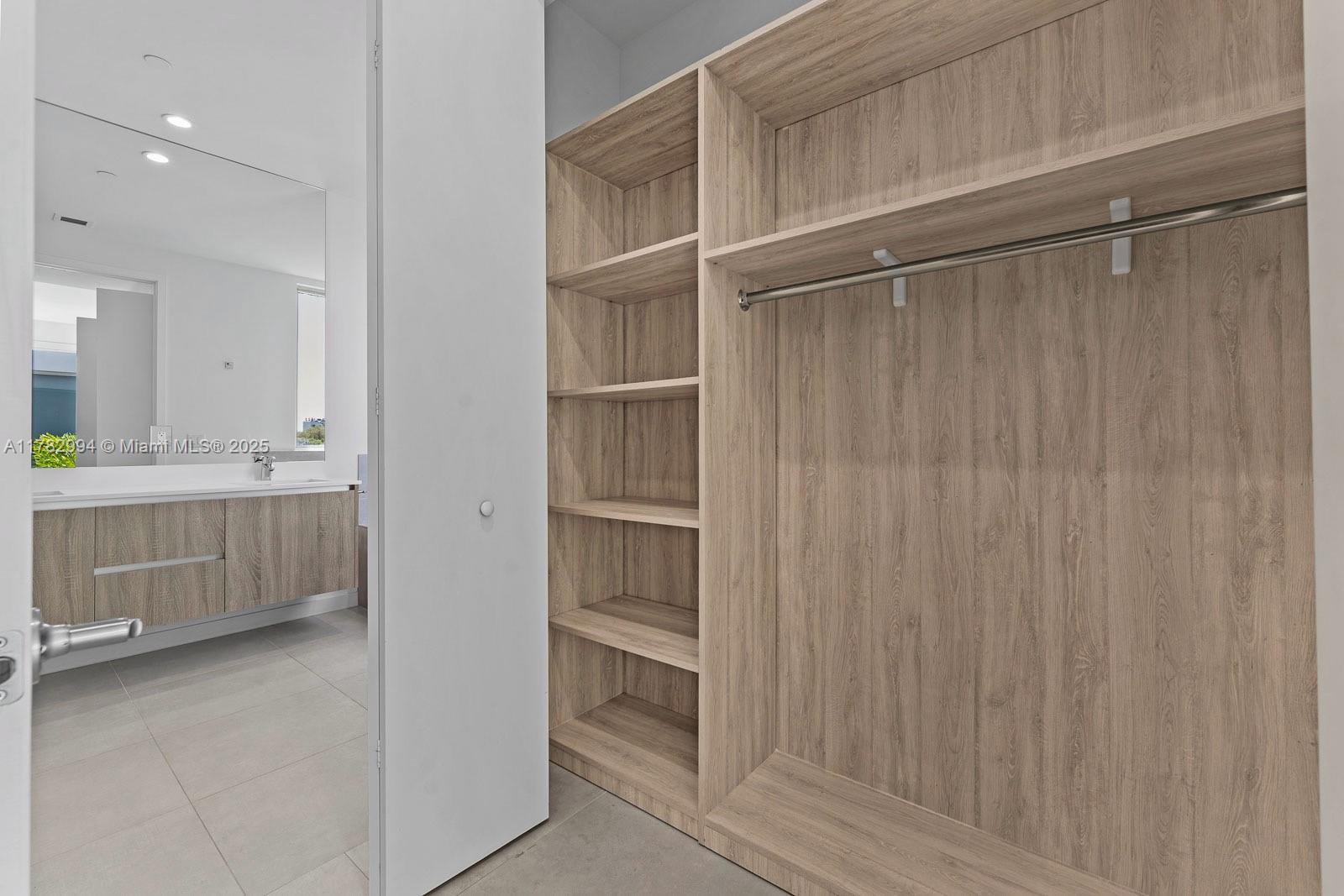 MAP OF MIAMI DADE CO. FL. - Residential