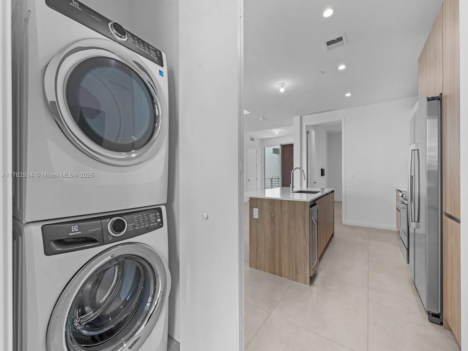 MAP OF MIAMI DADE CO. FL. - Residential