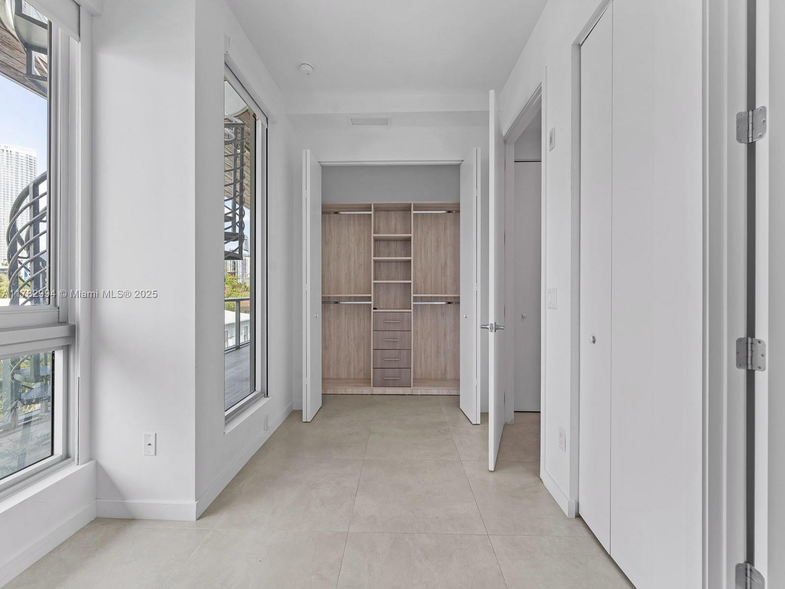 MAP OF MIAMI DADE CO. FL. - Residential