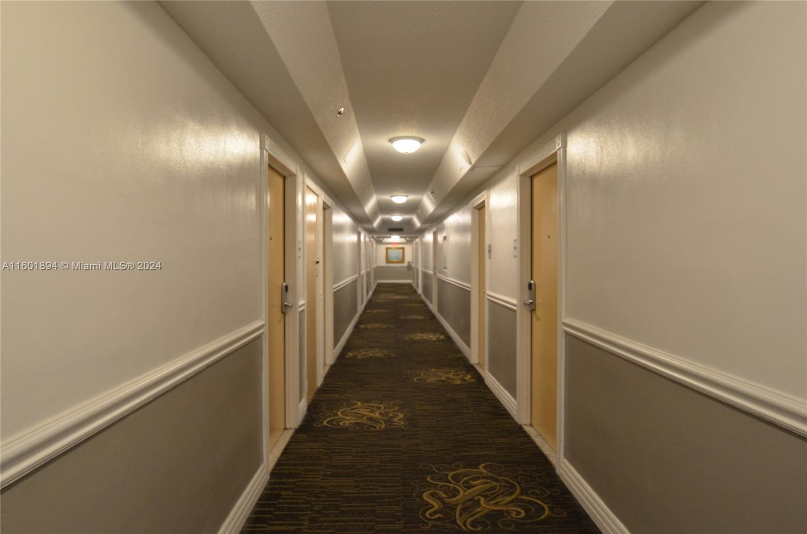 THE AVENTURA BEACH CLUB C - Residential