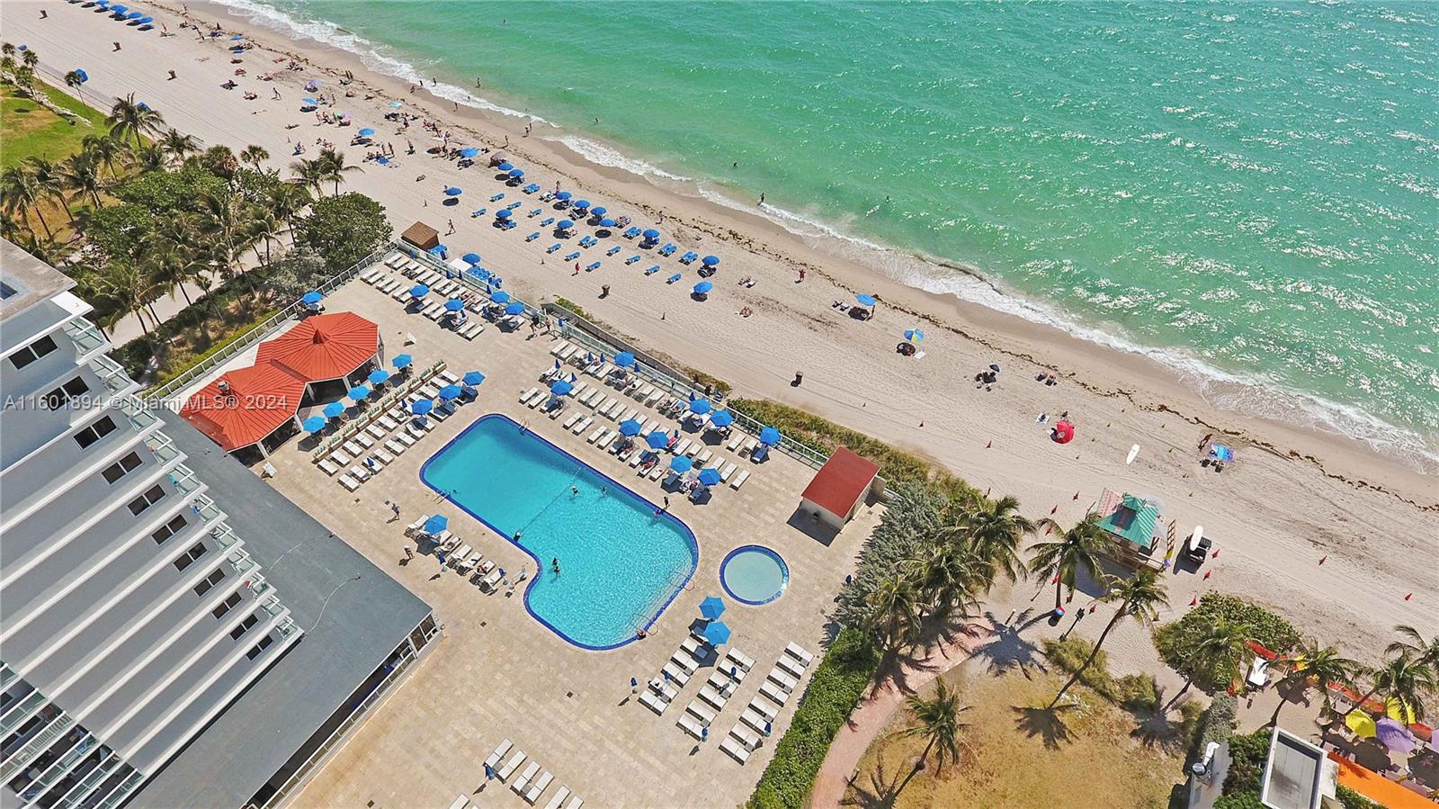 THE AVENTURA BEACH CLUB C - Residential