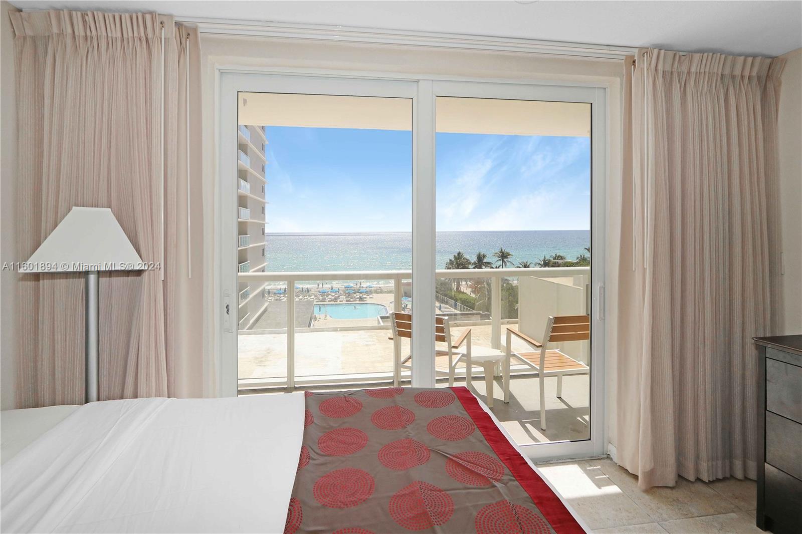 THE AVENTURA BEACH CLUB C - Residential