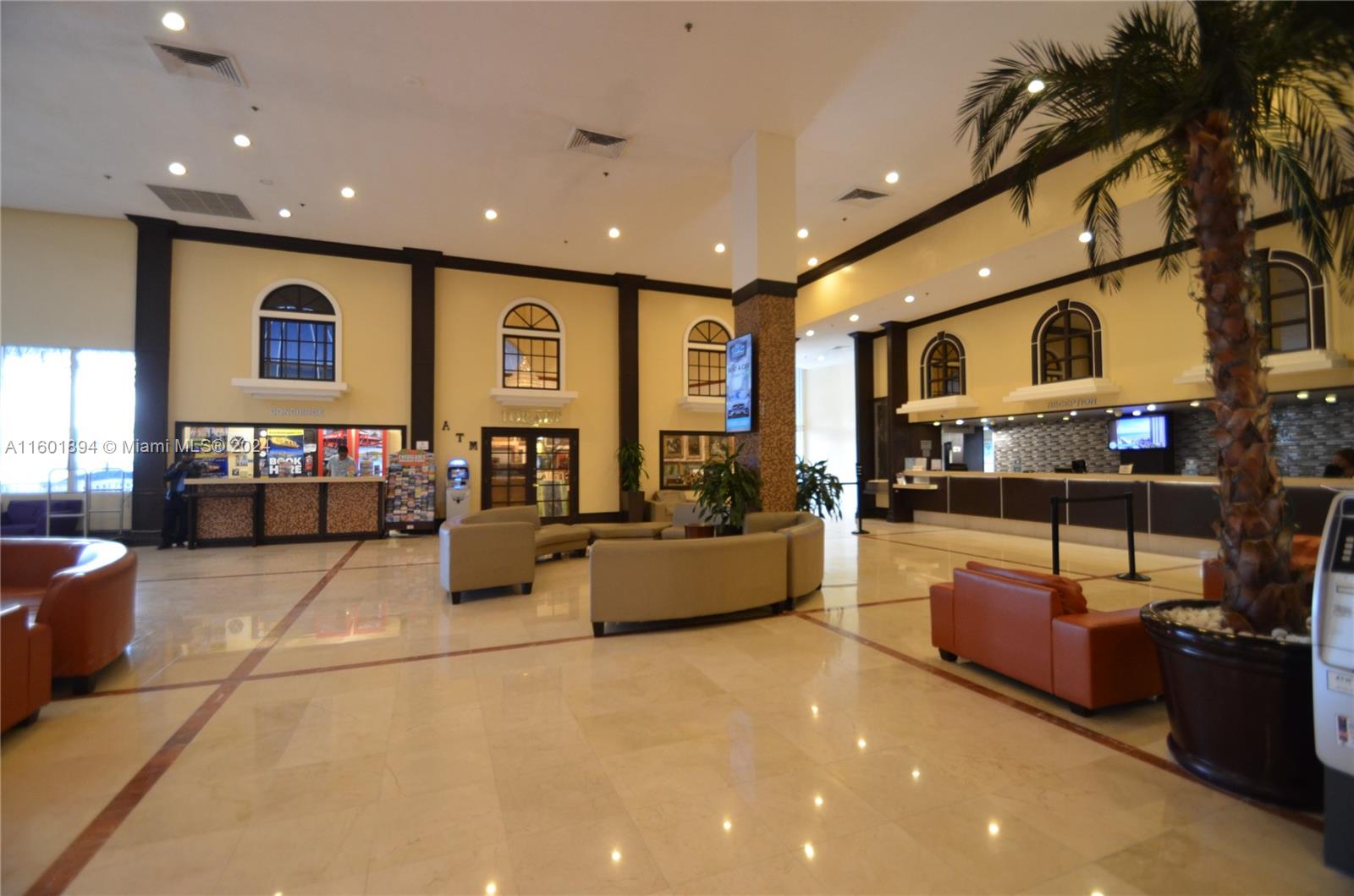 THE AVENTURA BEACH CLUB C - Residential