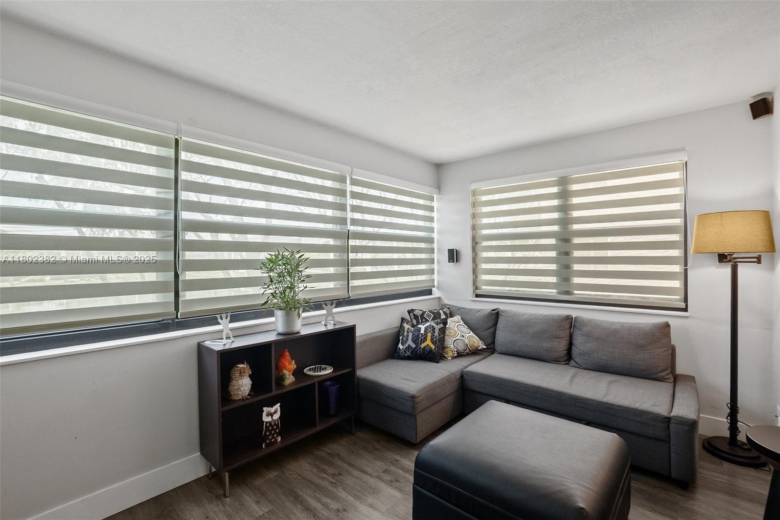 View photos, virtual tours, details... 10451 Sunrise Lakes Blvd 203