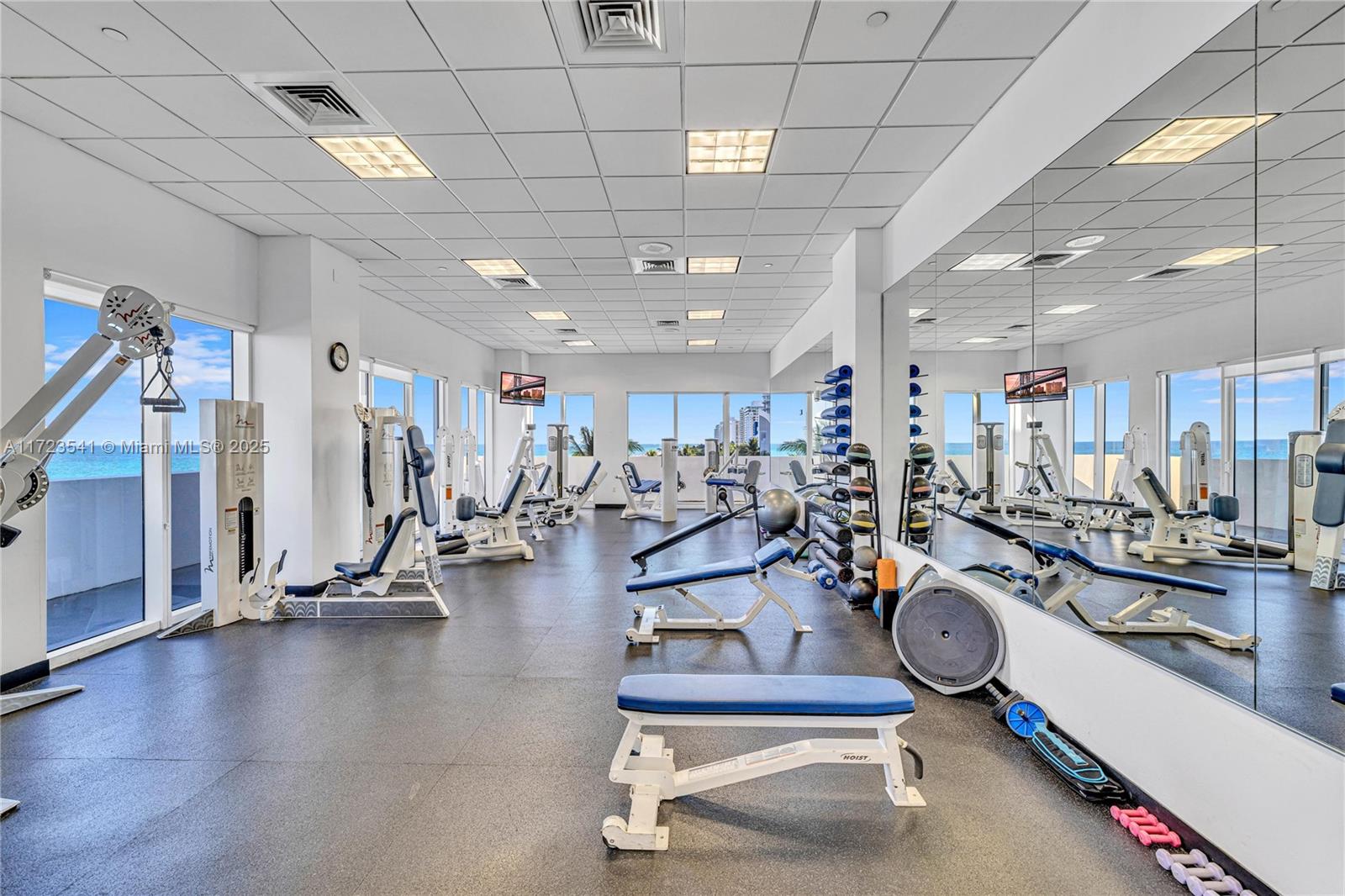 AKOYA CONDO - Residential Lease