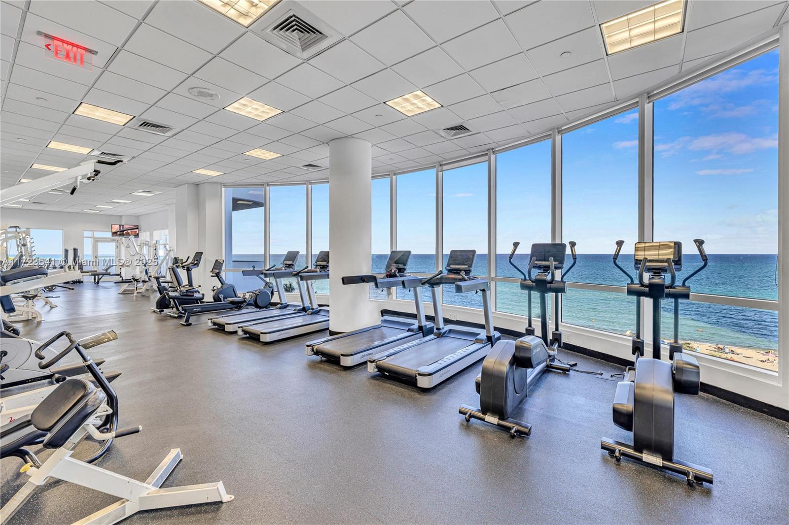 AKOYA CONDO - Residential Lease