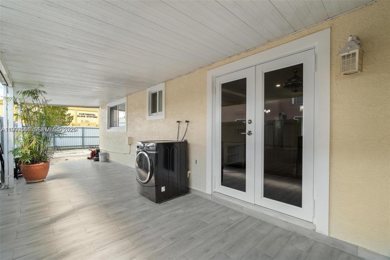 PRIVATE VILLAGE NO 1 COND - Residential Lease