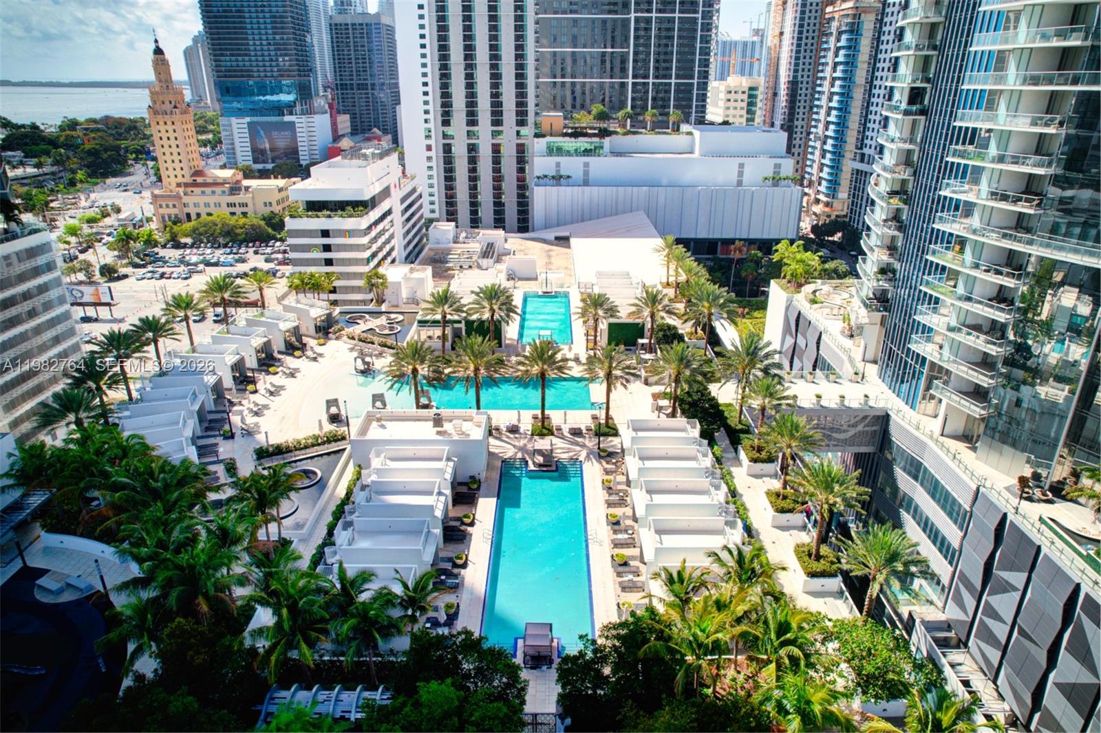PARAMOUNT MIAMI WORLDCENT - Residential
