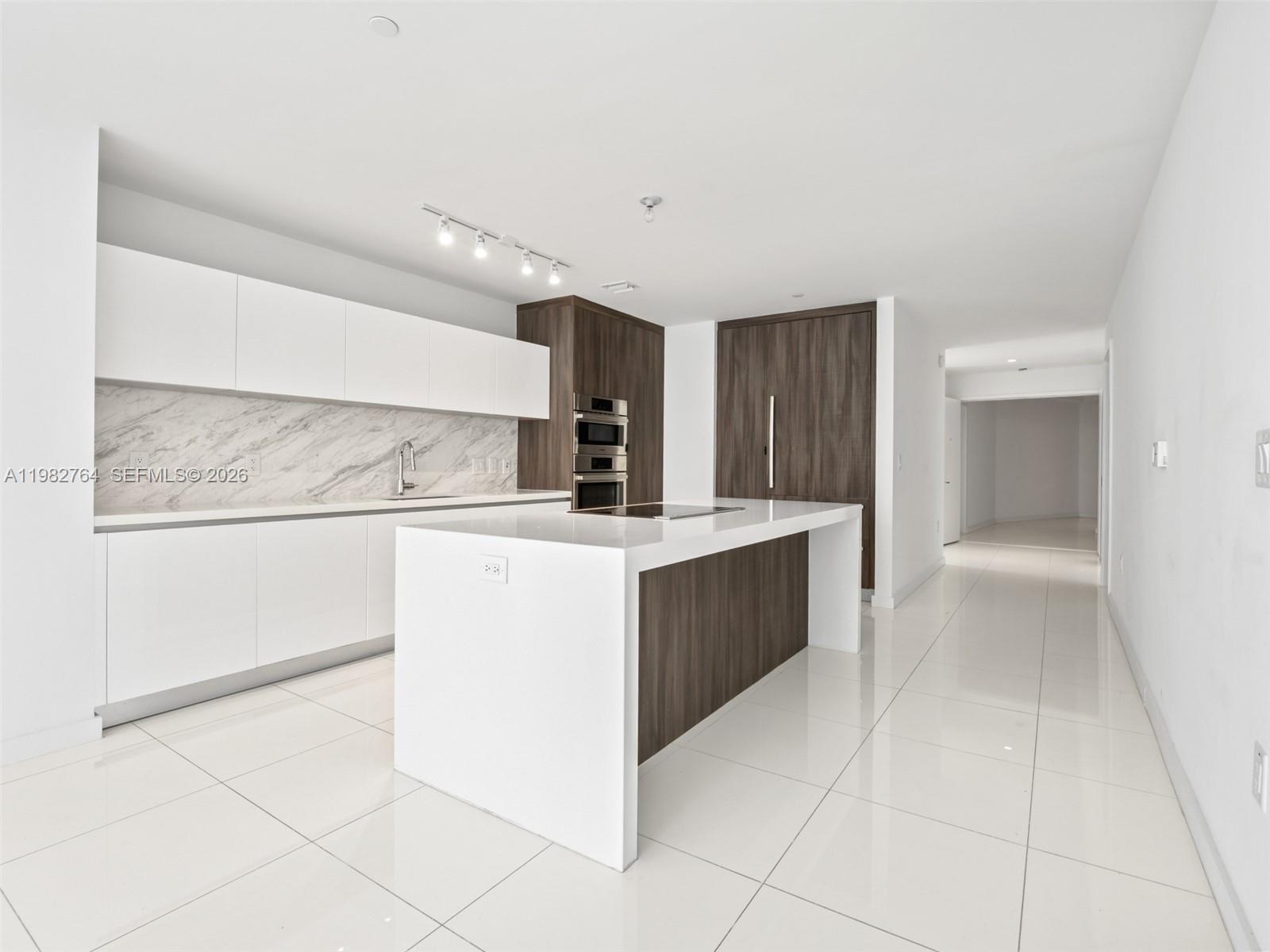 PARAMOUNT MIAMI WORLDCENT - Residential