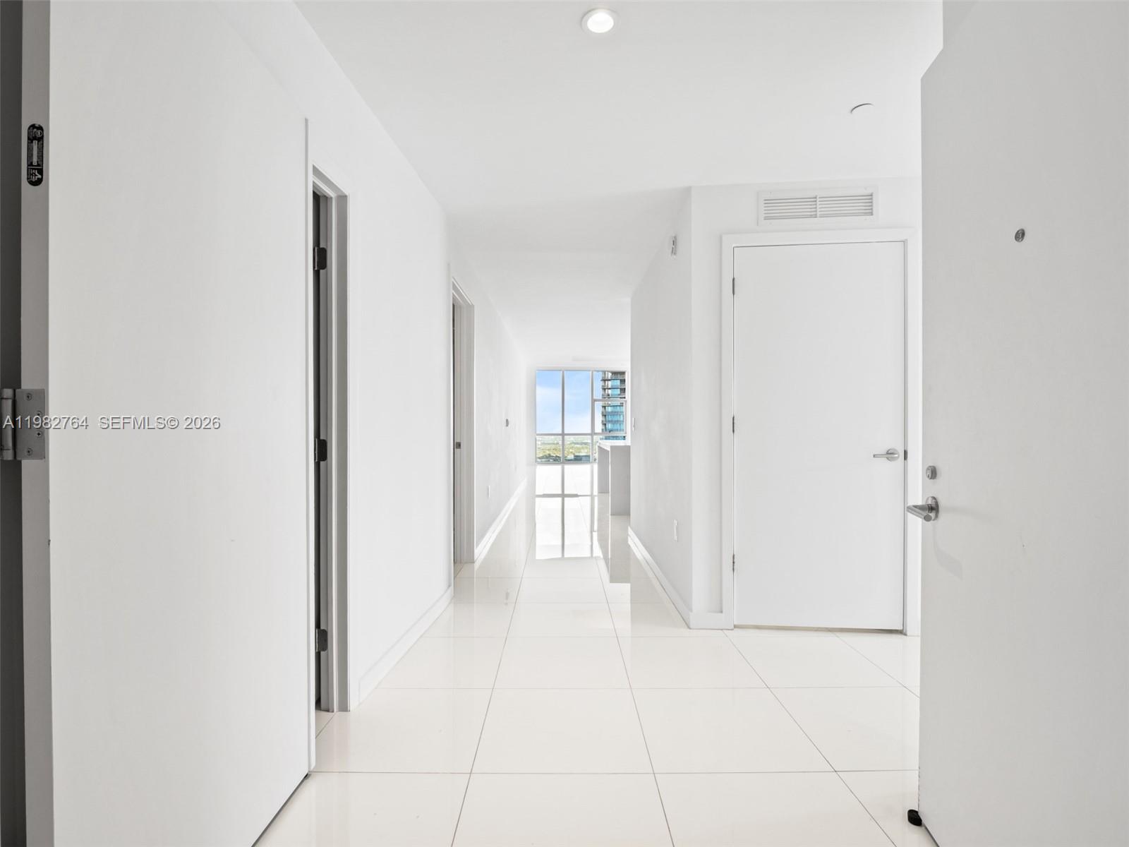 PARAMOUNT MIAMI WORLDCENT - Residential