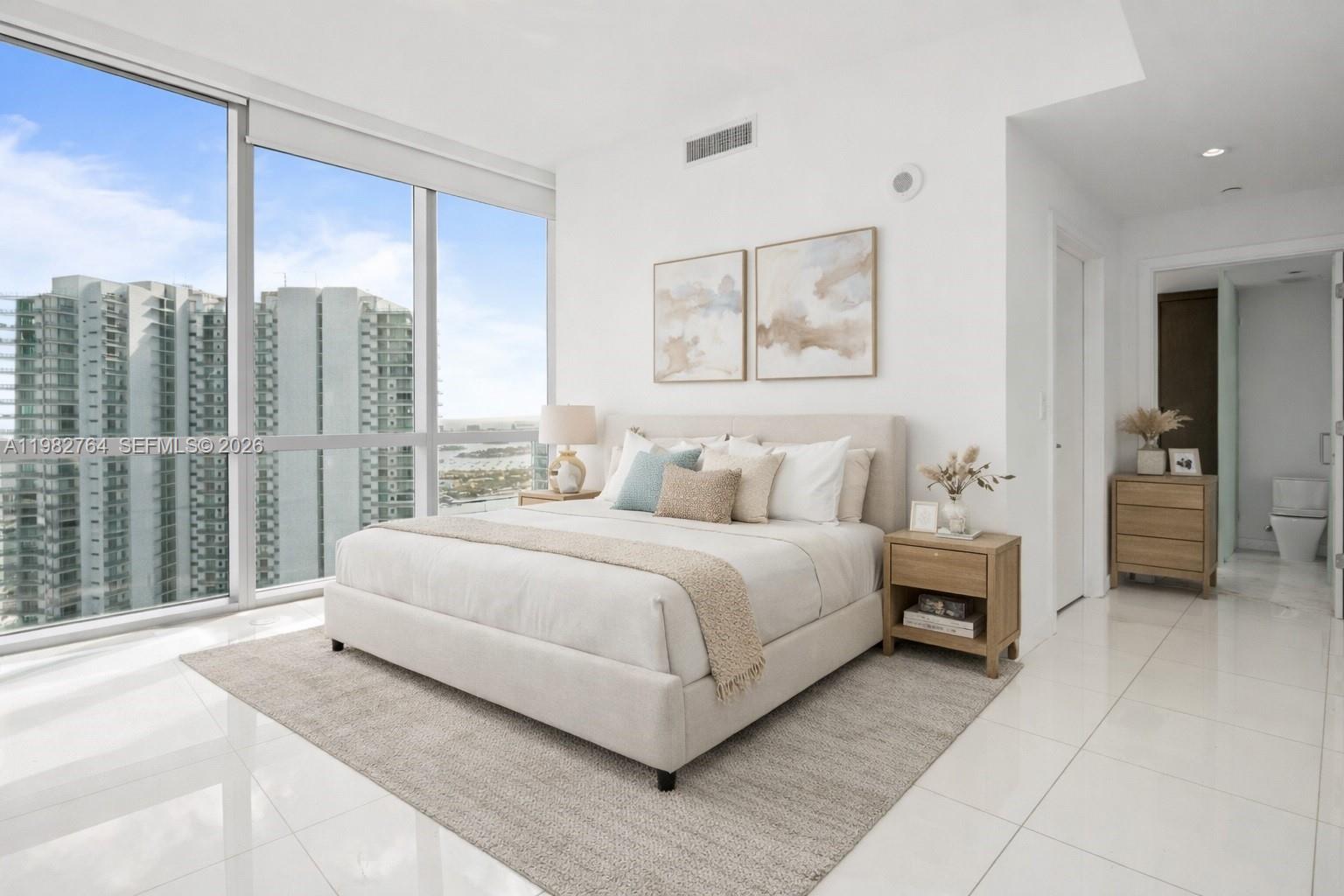 PARAMOUNT MIAMI WORLDCENT - Residential
