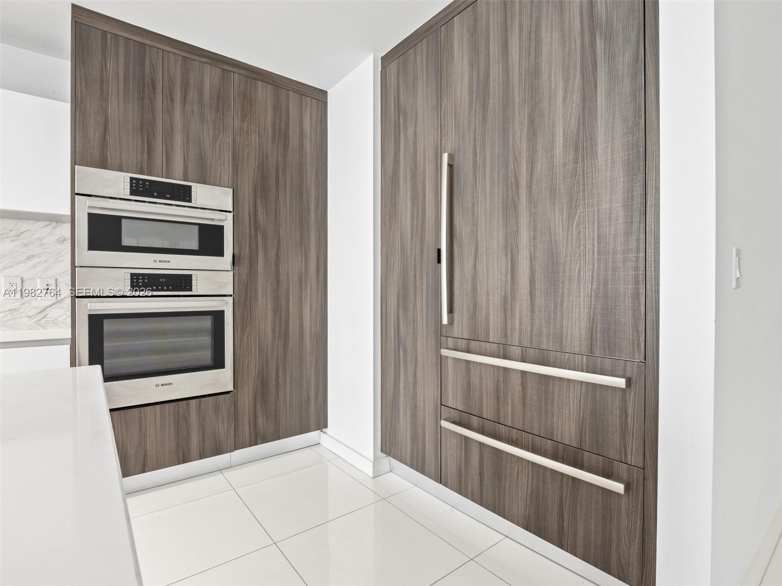 PARAMOUNT MIAMI WORLDCENT - Residential