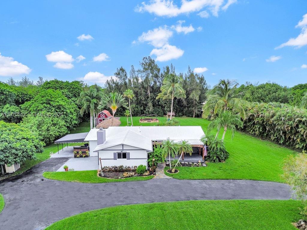 CHAMBERS LAND CO SUB NE1/ - Land