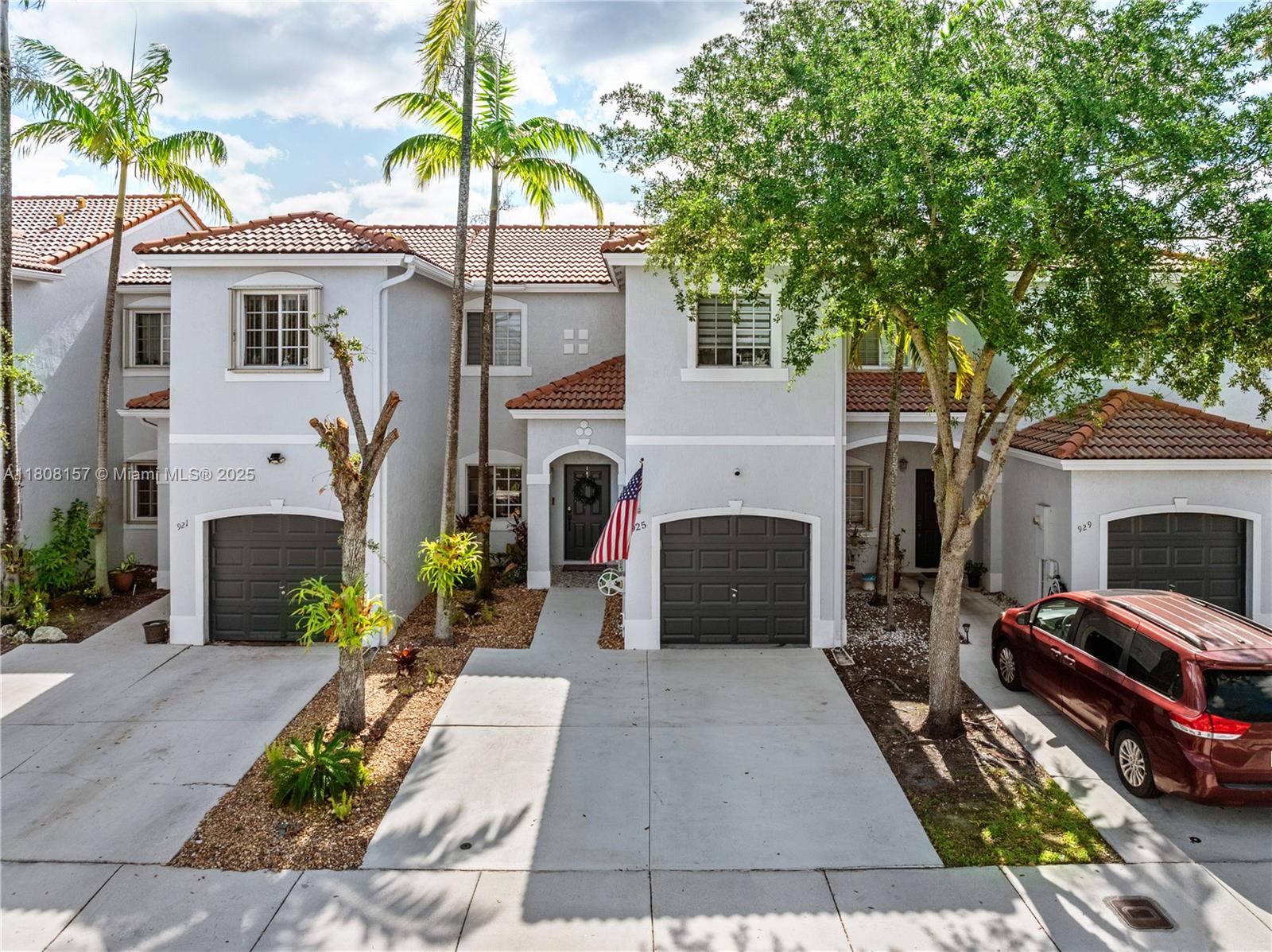 925 SW 147th Ct
