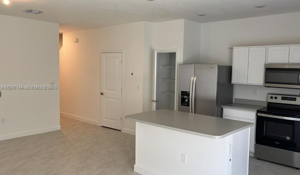 REGAL PALM SUBDIVISION - Residential Lease