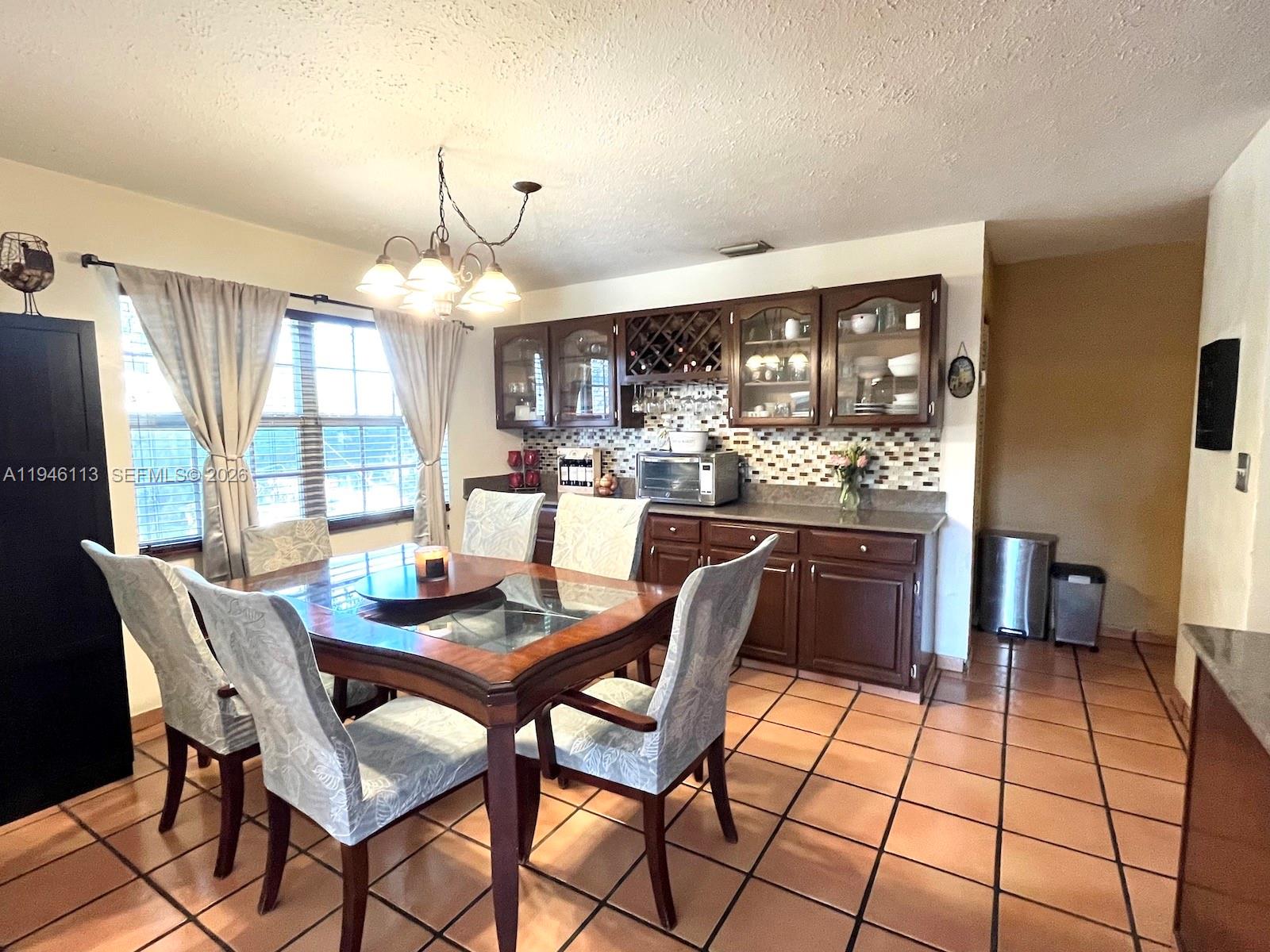 REDLANDS MANSIONS - Residential