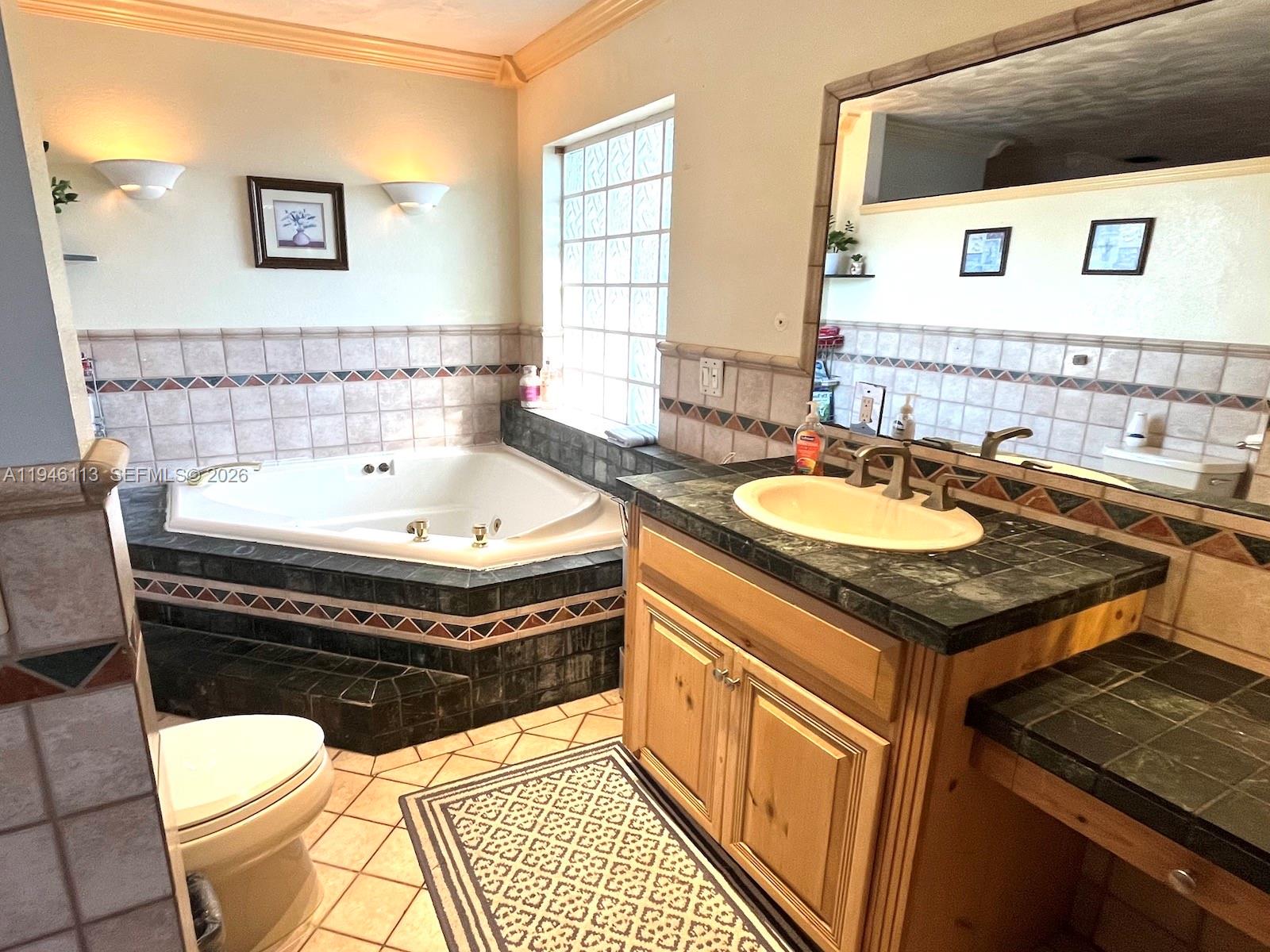 REDLANDS MANSIONS - Residential