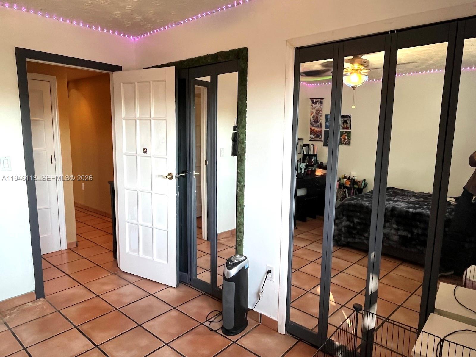 REDLANDS MANSIONS - Residential