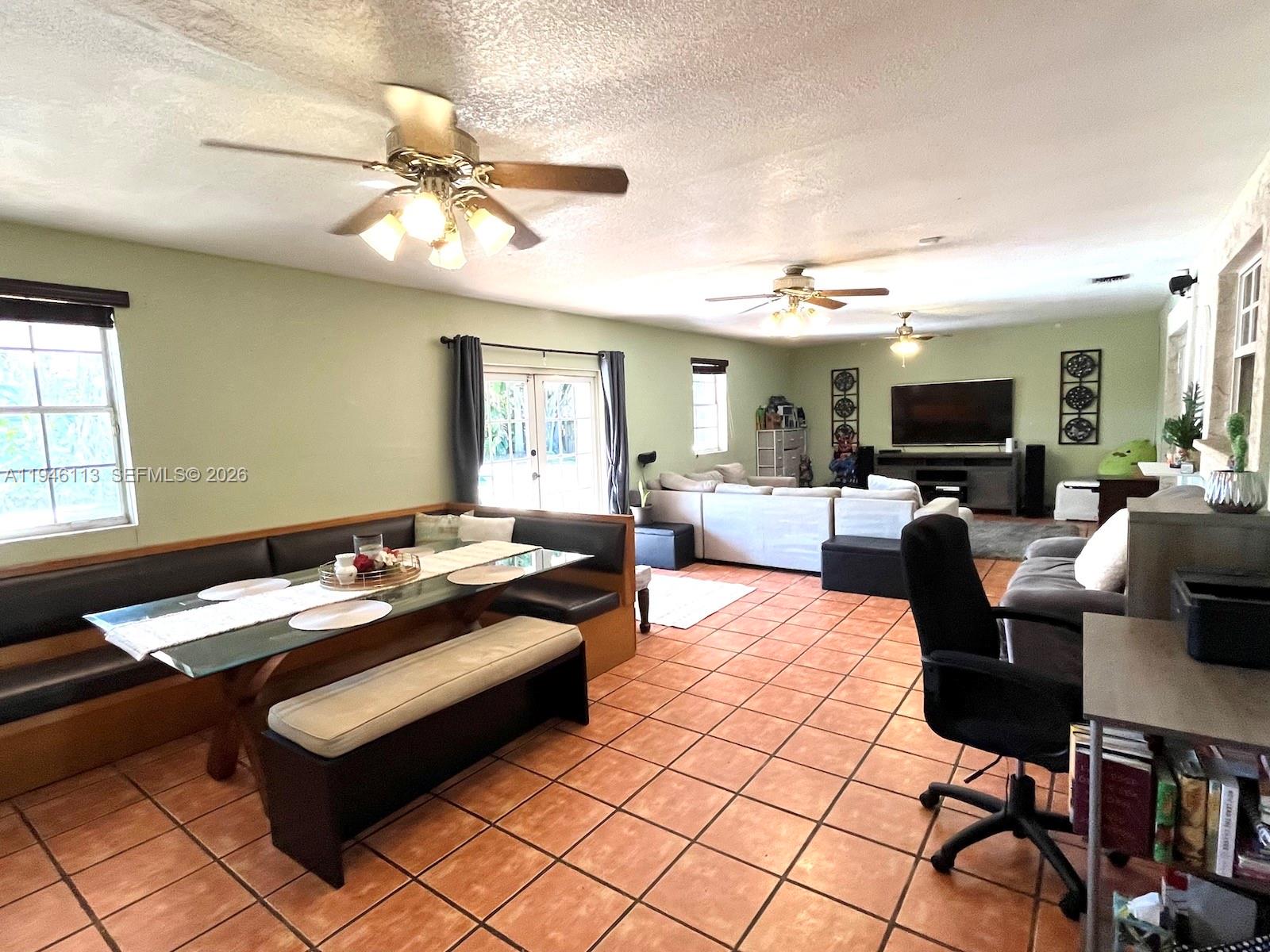 REDLANDS MANSIONS - Residential