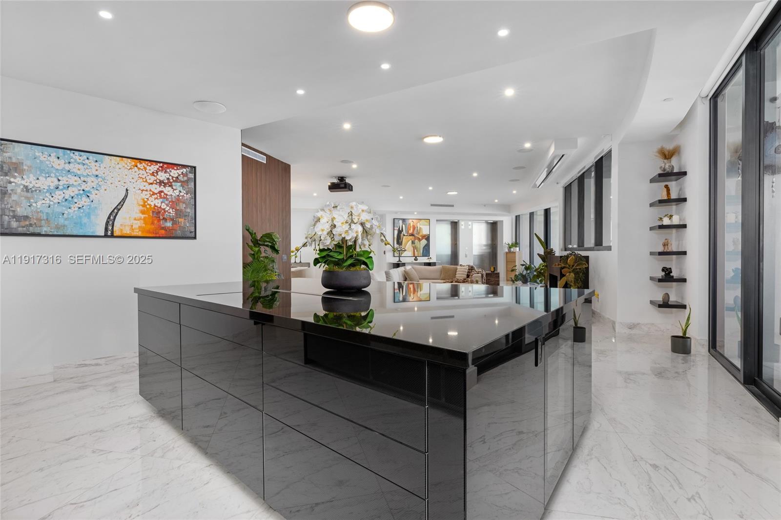 18555 COLLINS AVENUE COND - Residential