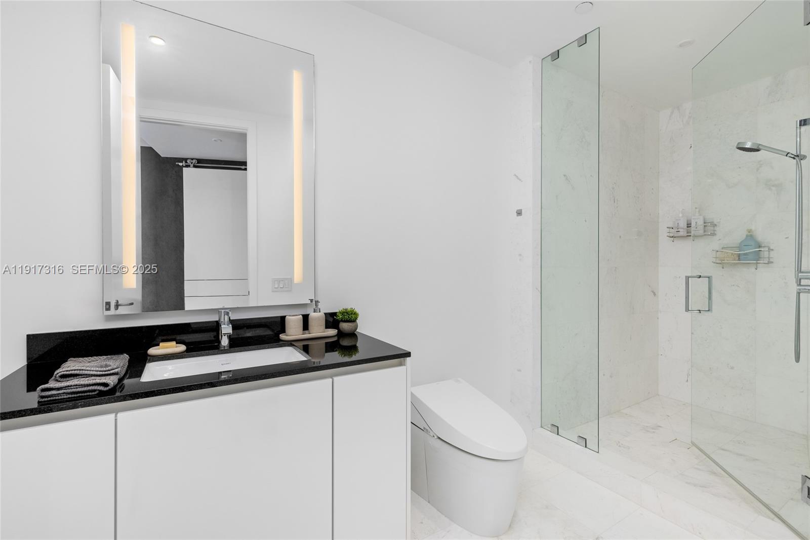 18555 COLLINS AVENUE COND - Residential