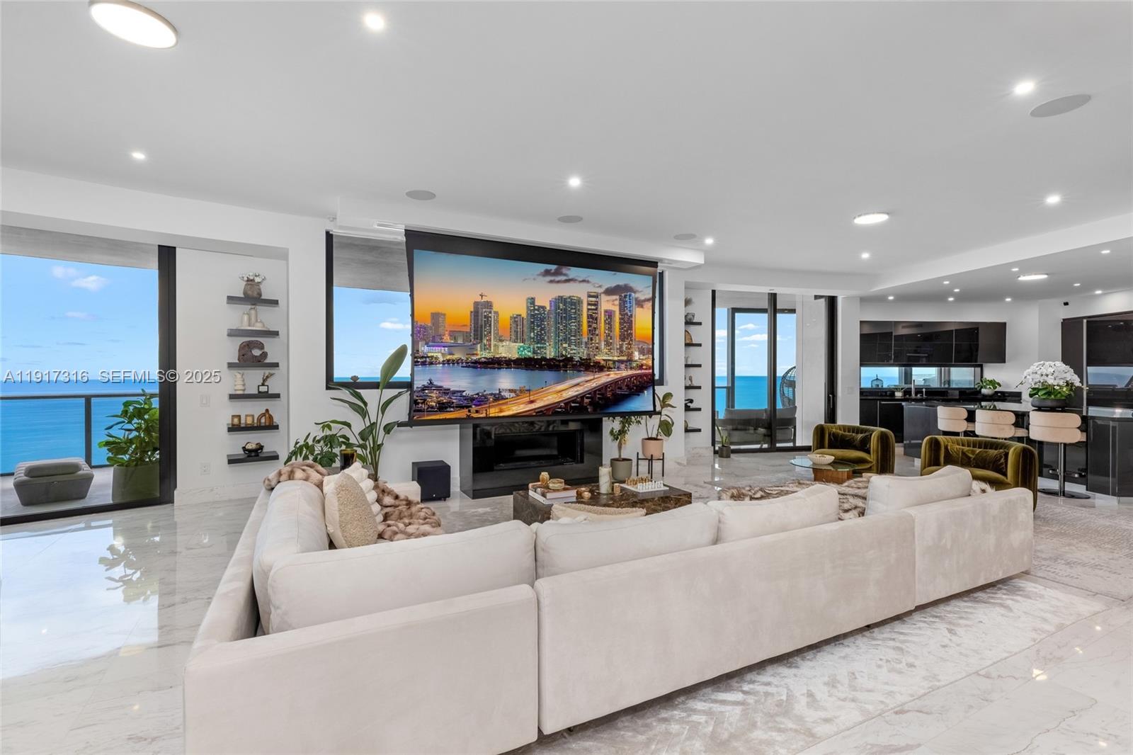 18555 COLLINS AVENUE COND - Residential