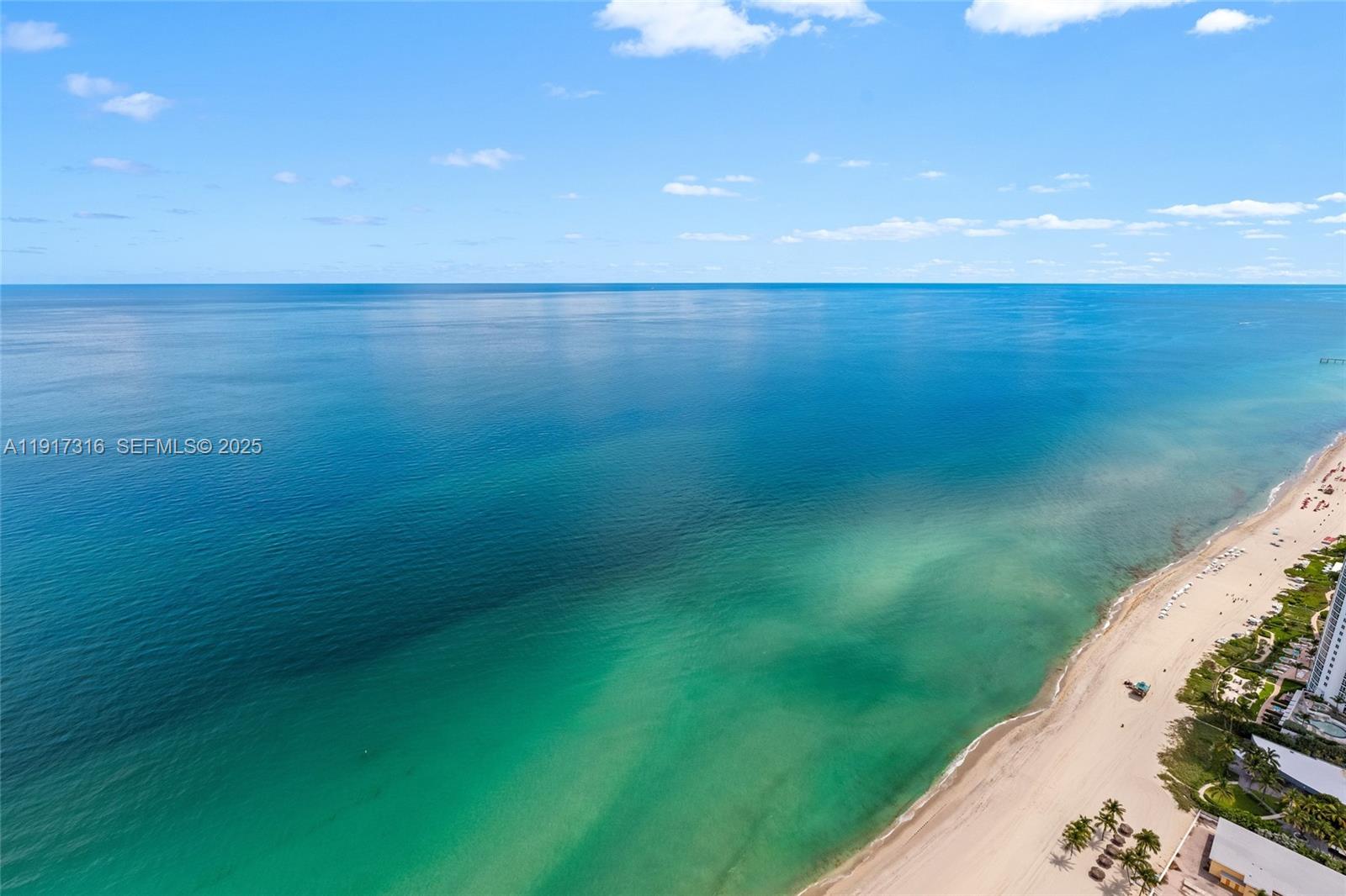 18555 COLLINS AVENUE COND - Residential