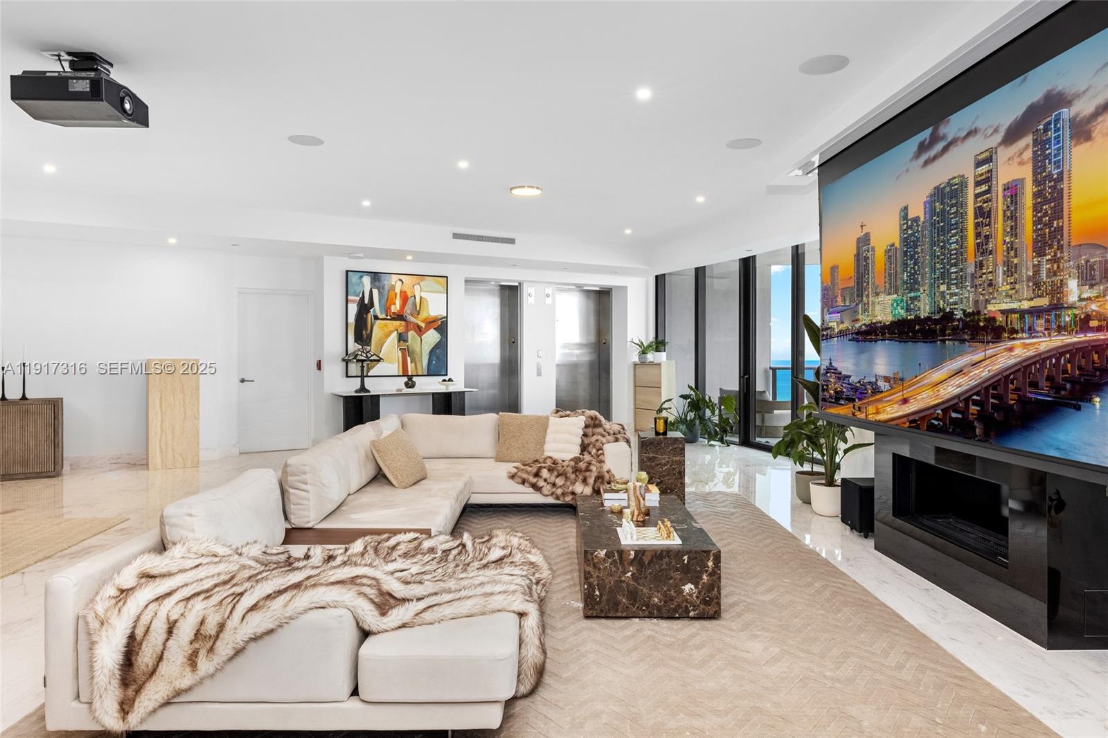 18555 COLLINS AVENUE COND - Residential