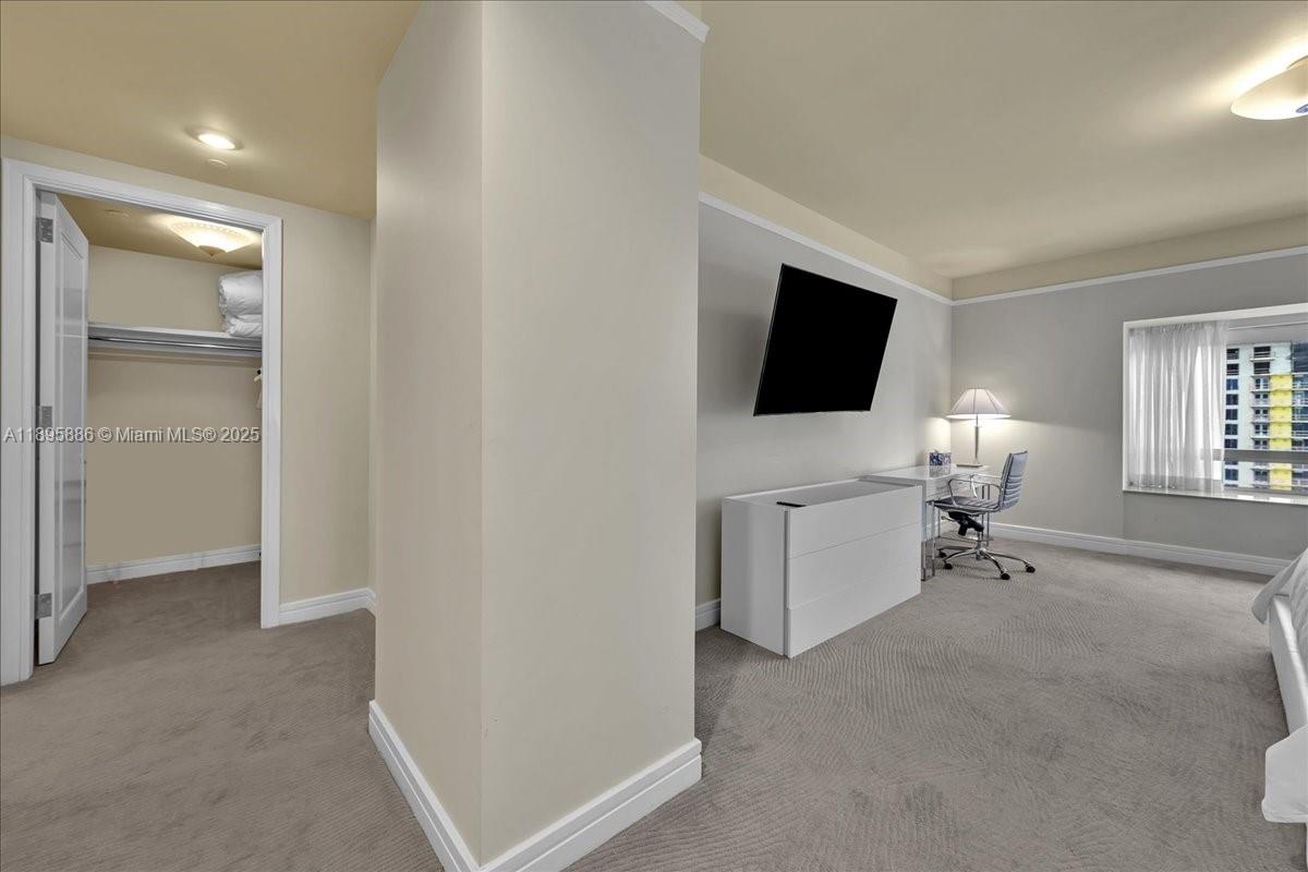MILLENNIUM TOWER CONDOMIN - Residential
