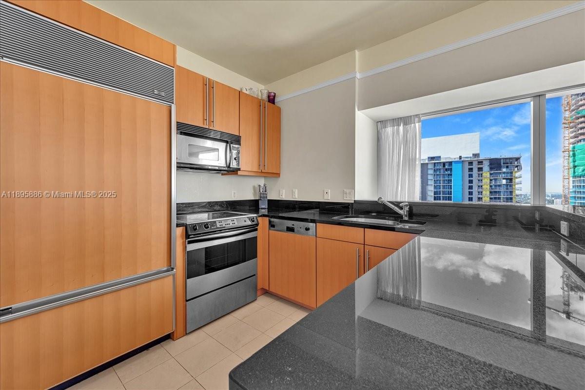 MILLENNIUM TOWER CONDOMIN - Residential