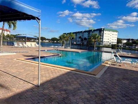 2061 NW 47th Ter 103 Lauderhill FL 33313