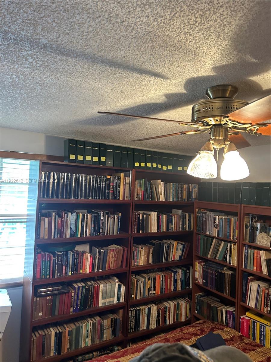 SAVANNAH PLAT 4 - Residential