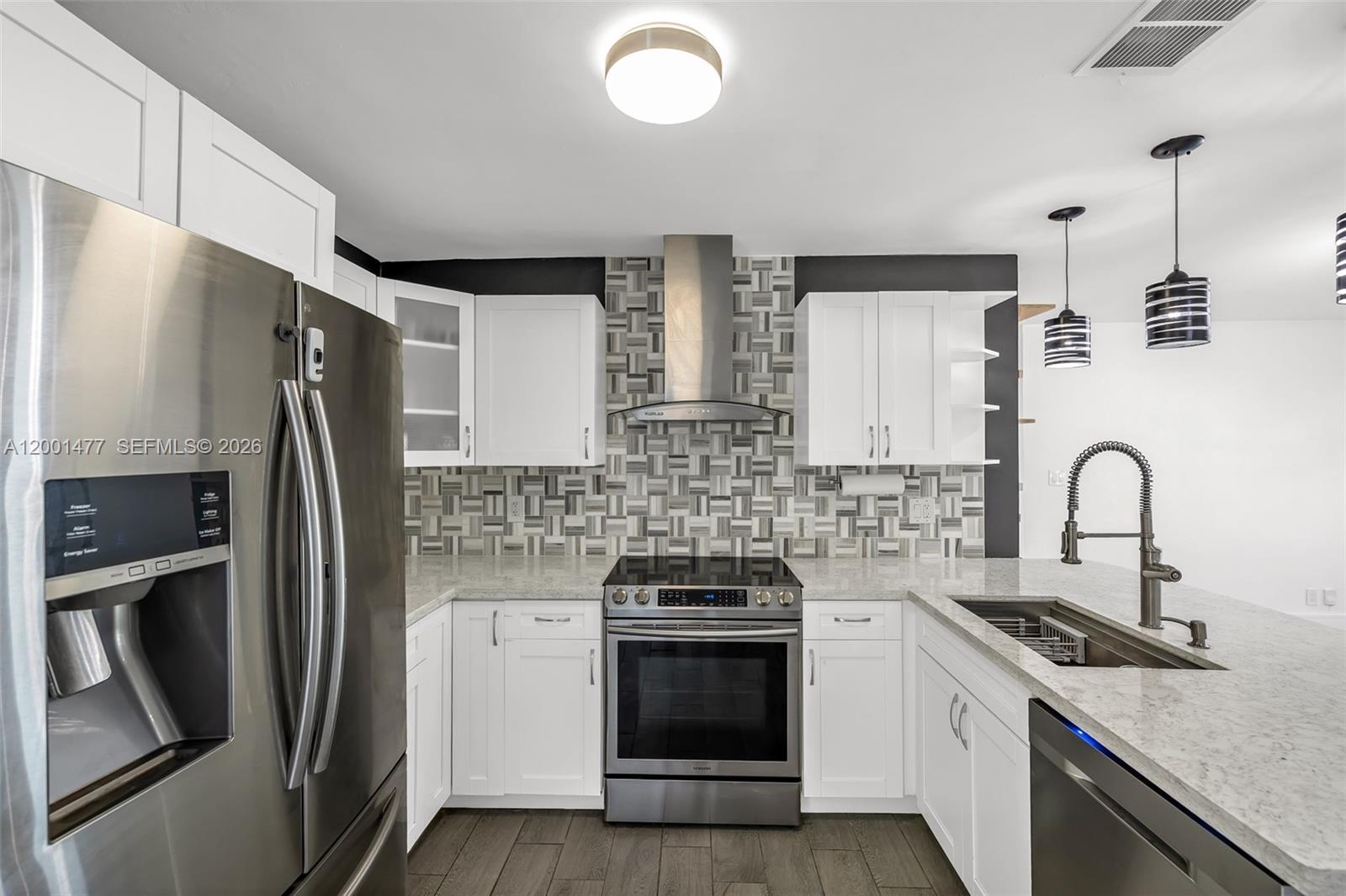 PINE BEACH - Residential