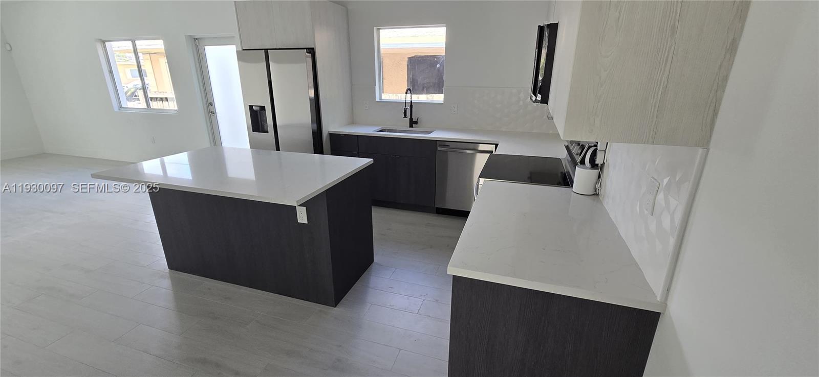 7TH AVENUE HIGHLANDS - Residential Lease