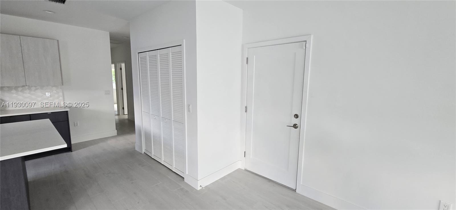 7TH AVENUE HIGHLANDS - Residential Lease