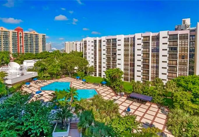 PLAZA OF AMERICAS CONDO P - Residential