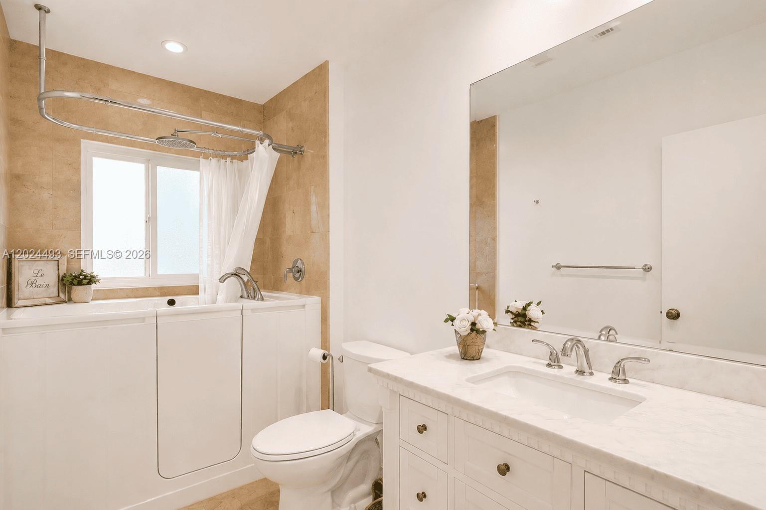 VENETIAN SEC KEYSTONE POI - Residential Lease