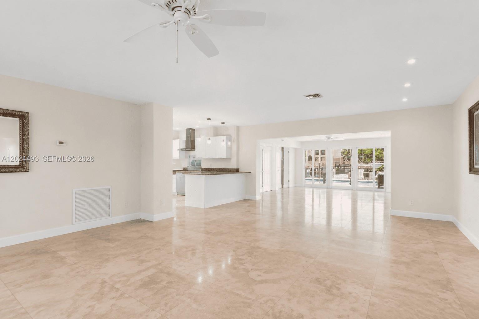 VENETIAN SEC KEYSTONE POI - Residential Lease