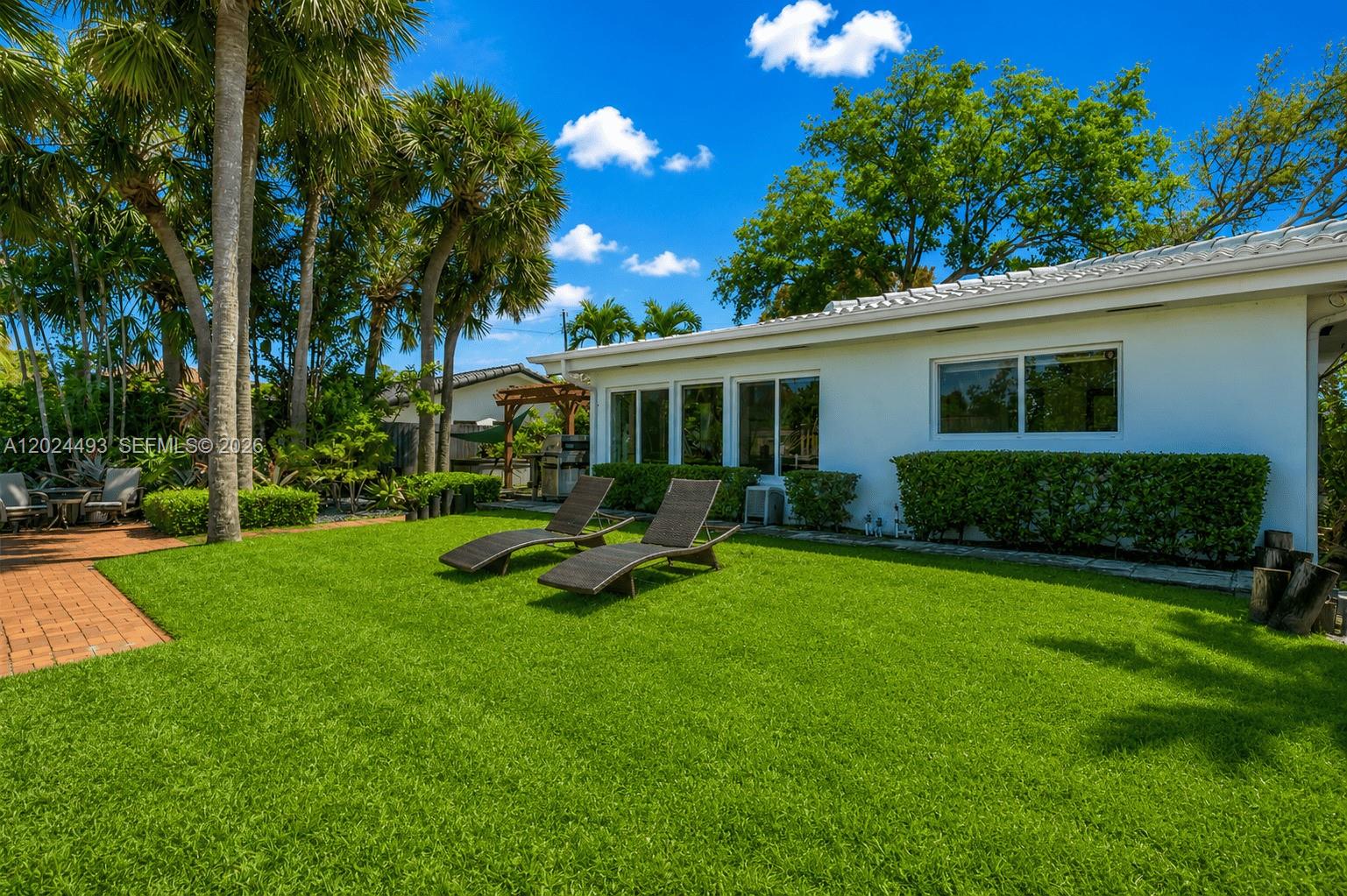 VENETIAN SEC KEYSTONE POI - Residential Lease