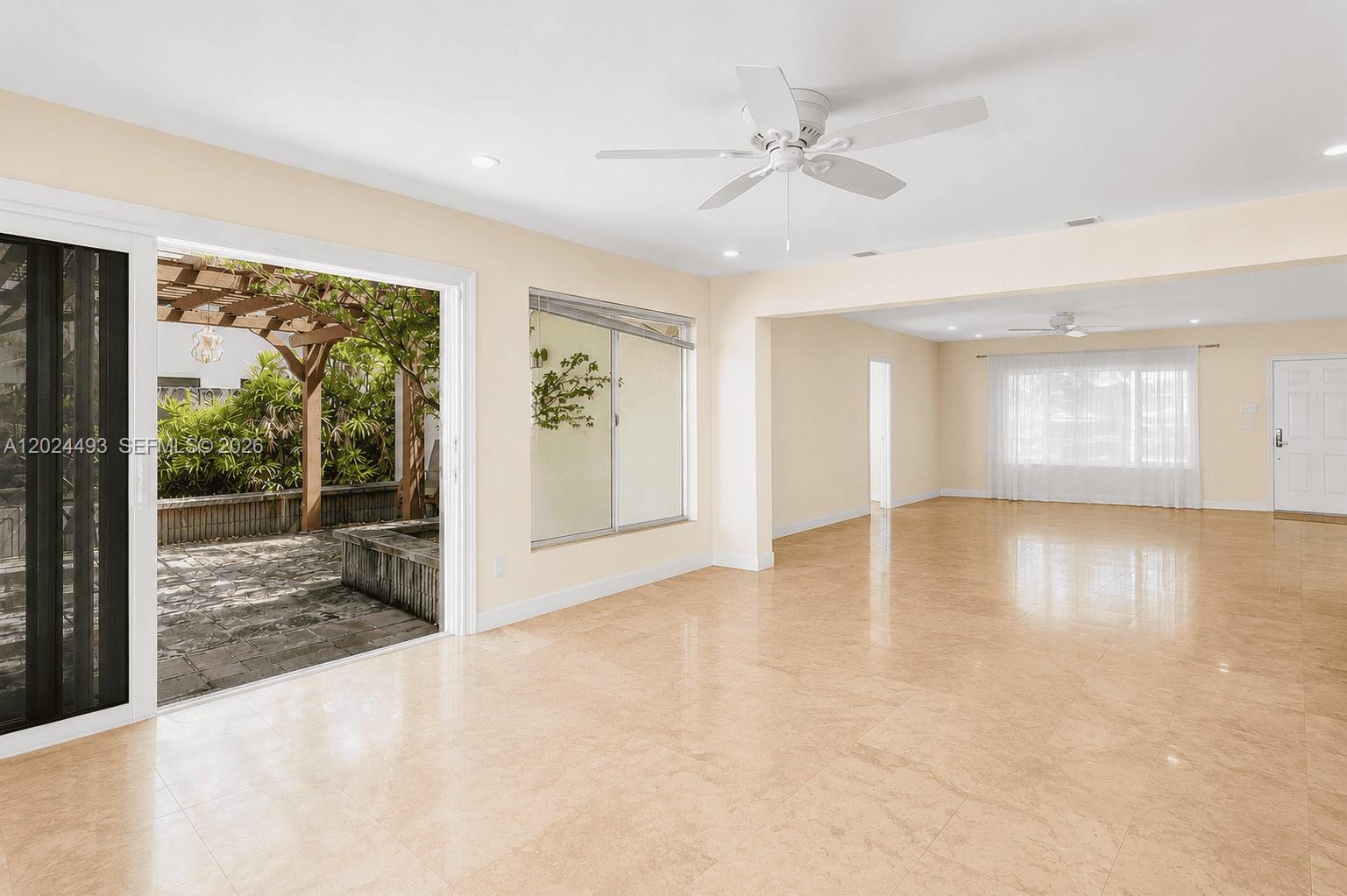 VENETIAN SEC KEYSTONE POI - Residential Lease