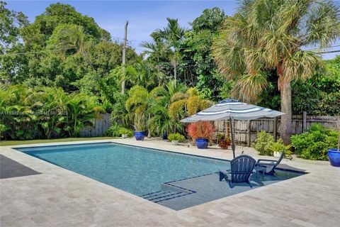 351 NE 43rd St Oakland Park FL 33334
