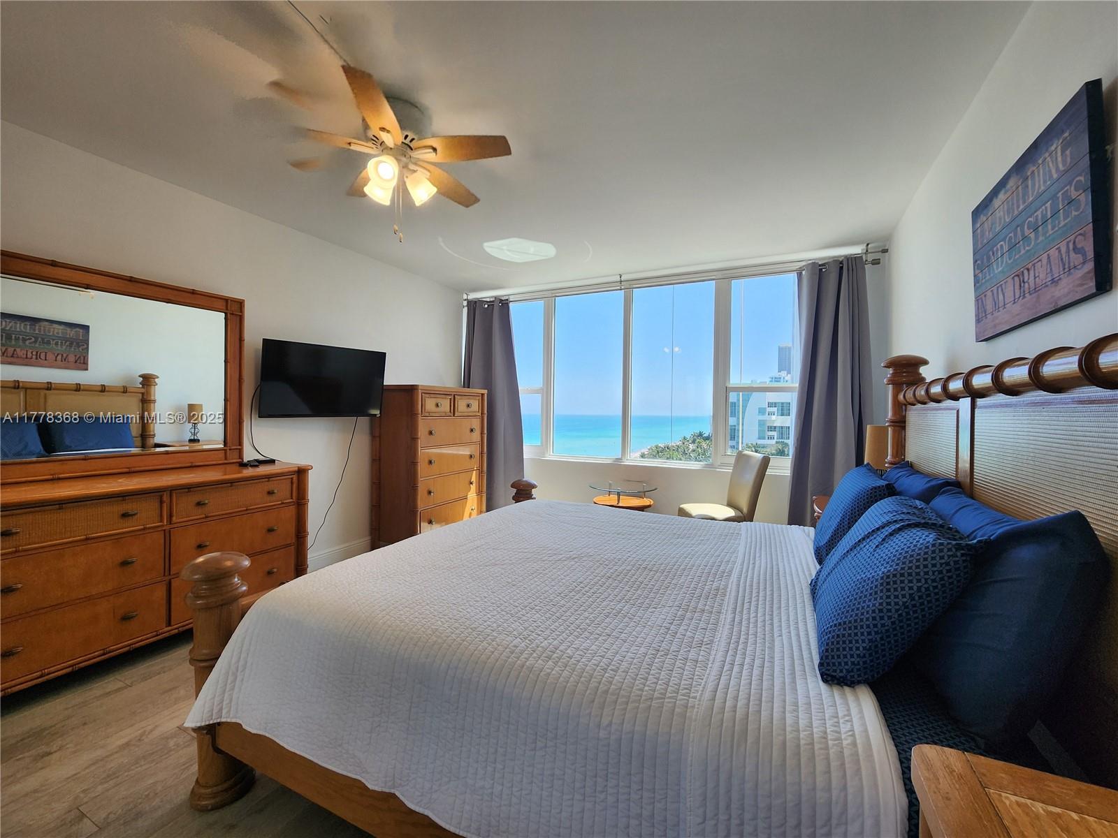 ALEXANDER TOWERS CONDO - Residential