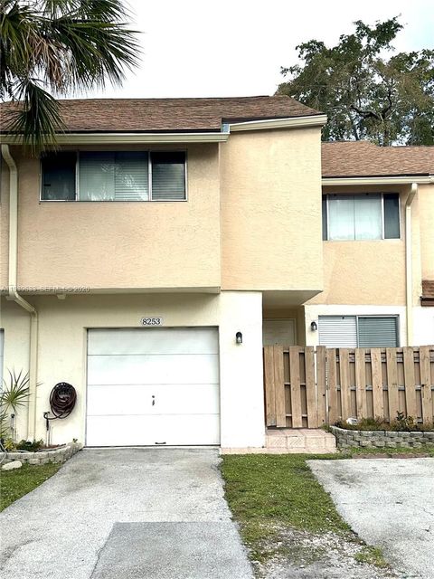 Photo of 8253 NW 8th Pl #2, Plantation, FL 33324 (MLS # A11939633)