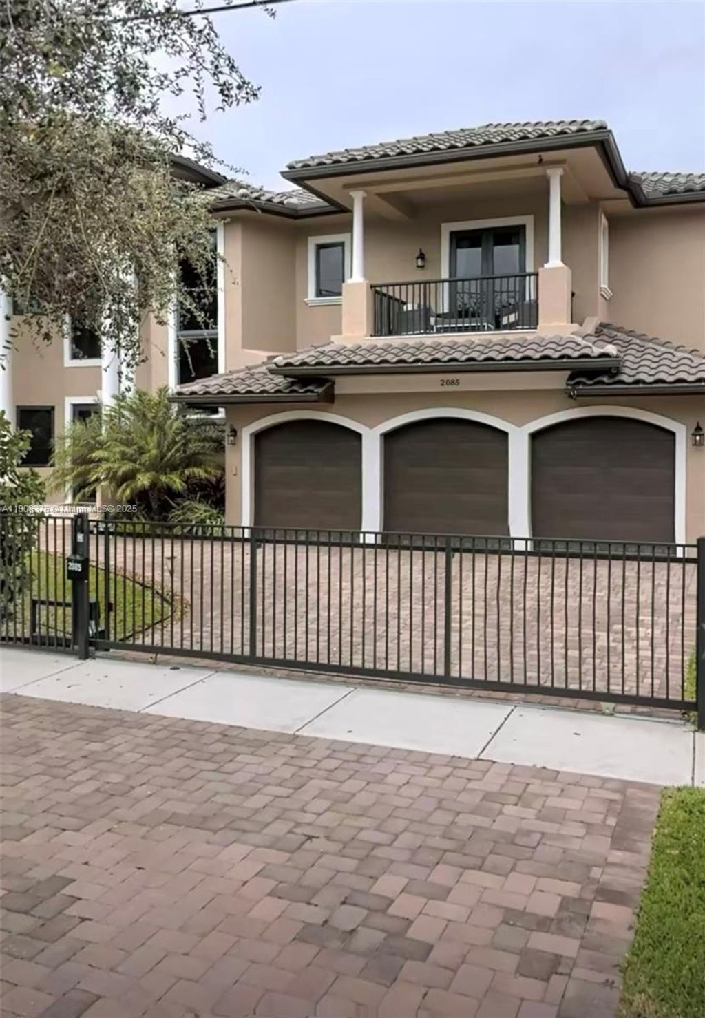 Photo of 2085 Keystone Blvd, North Miami, FL 33181 (MLS # A11906375)