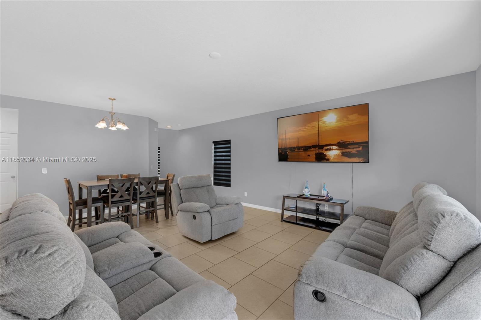 824 Scrub Oak Hammock Rd
