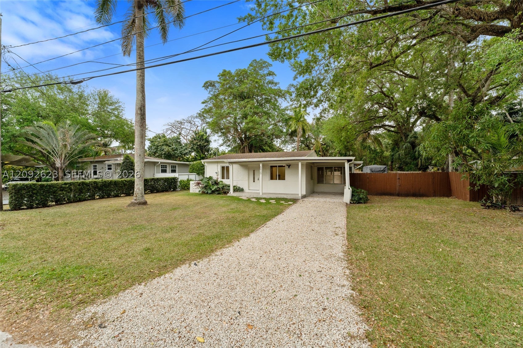 6820 SW 77th Ter